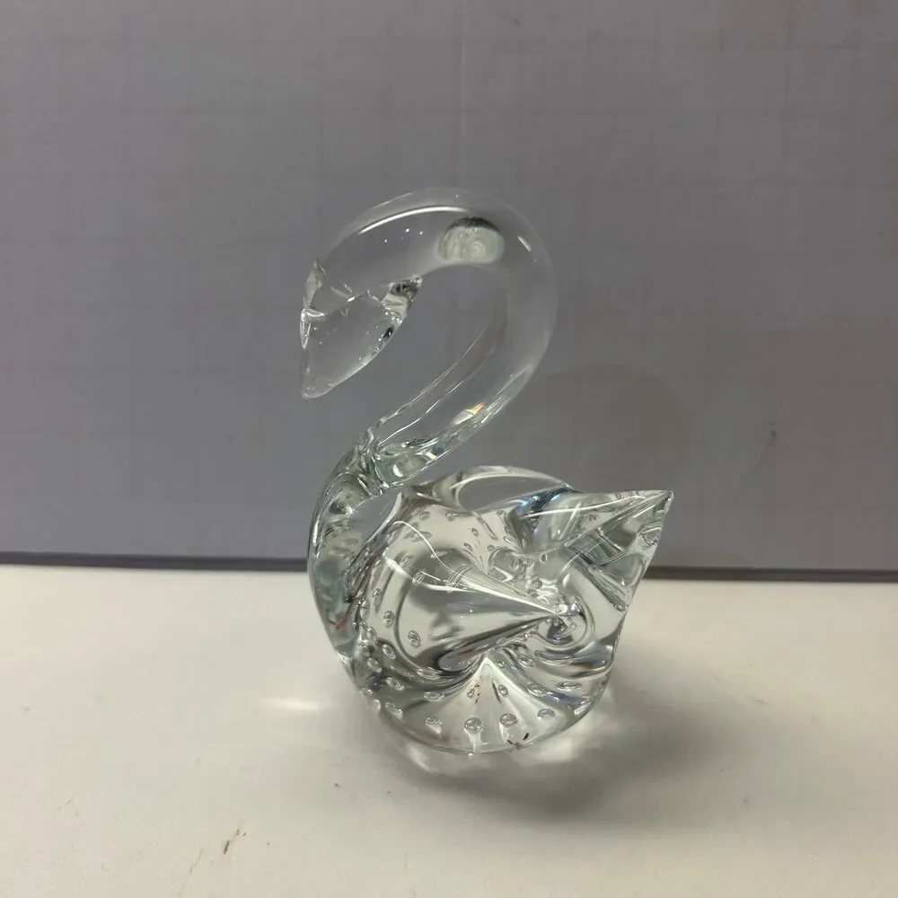 Swan Glass Figurine